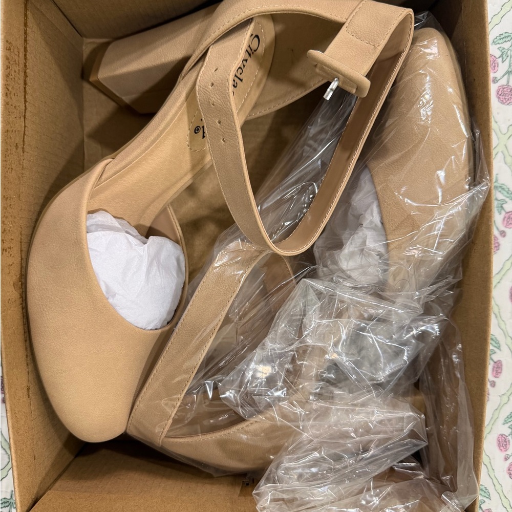 Classified Nude Block Heel Pumps